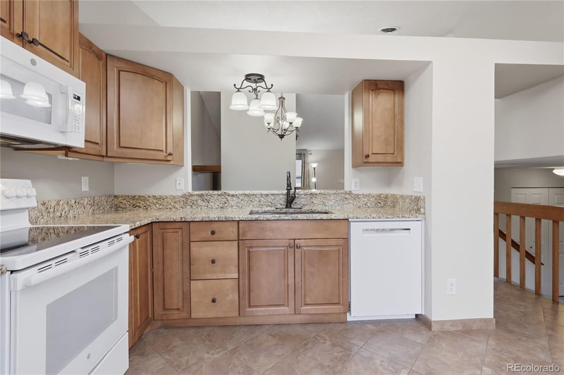 17817 Tennessee Dr, Aurora, CO 80017