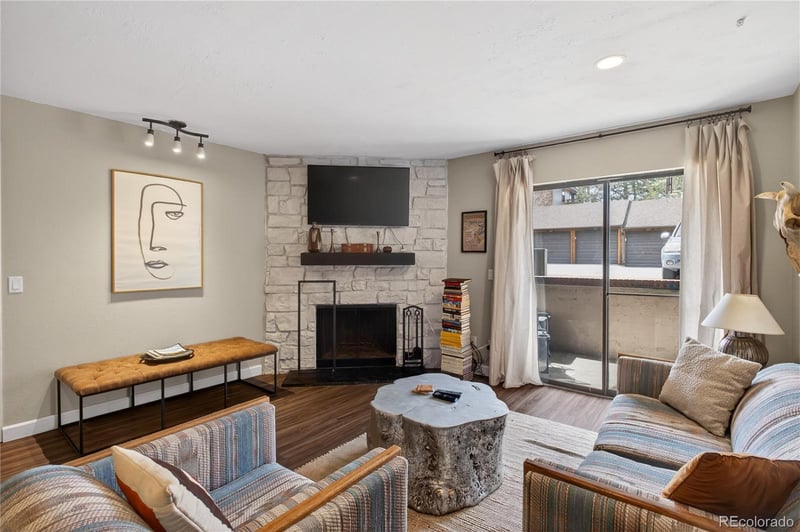 337 Wright St #101, Lakewood, CO 80228