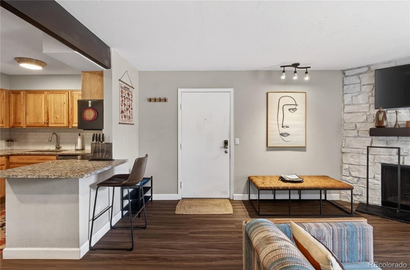 337 Wright St #101, Lakewood, CO 80228