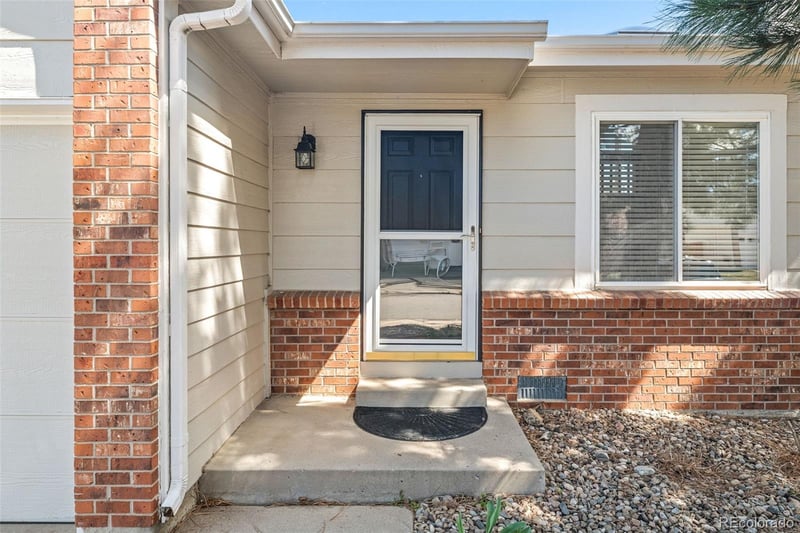 5594 Zang St, Littleton, CO 80127