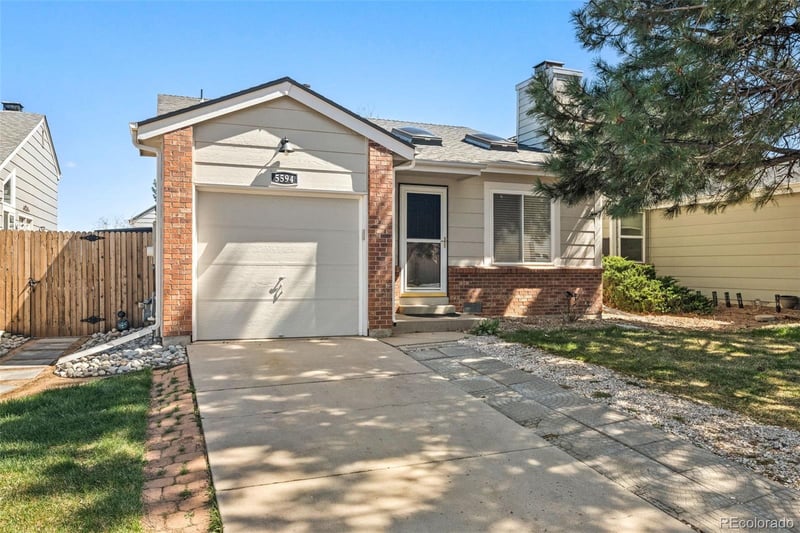 5594 Zang St, Littleton, CO 80127