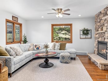 1951 Crags Ct, Estes Park, CO 80517