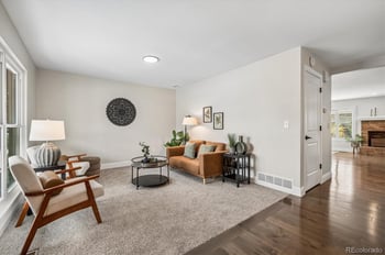 10138 Roxbury Ave, Littleton, CO 80127