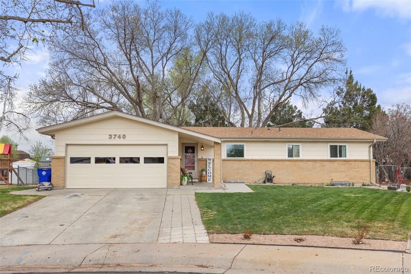 3740 8th St, Greeley, CO 80634