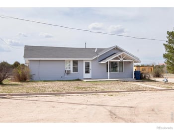 424 Lincoln Ave, Fleming, CO 80728