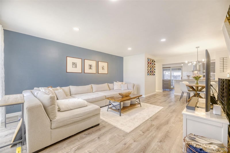 4521 Ponds Cir, Littleton, CO 80123