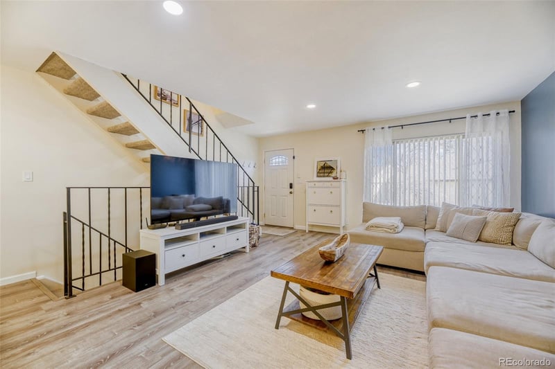 4521 Ponds Cir, Littleton, CO 80123