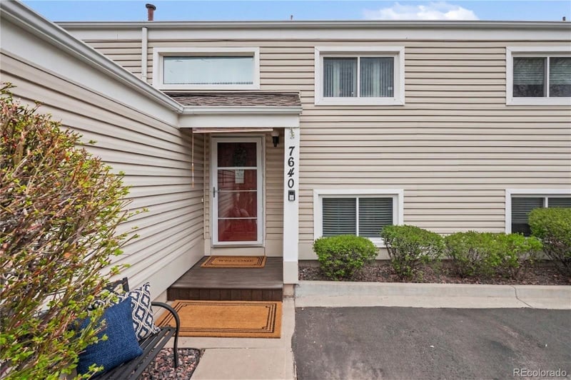 7640 Monaco Cir, Centennial, CO 80112