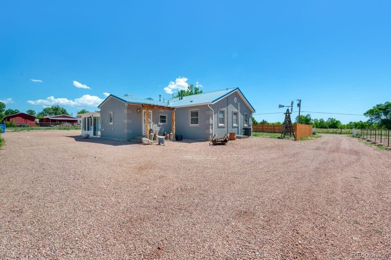 445 G St, Penrose, CO 81240