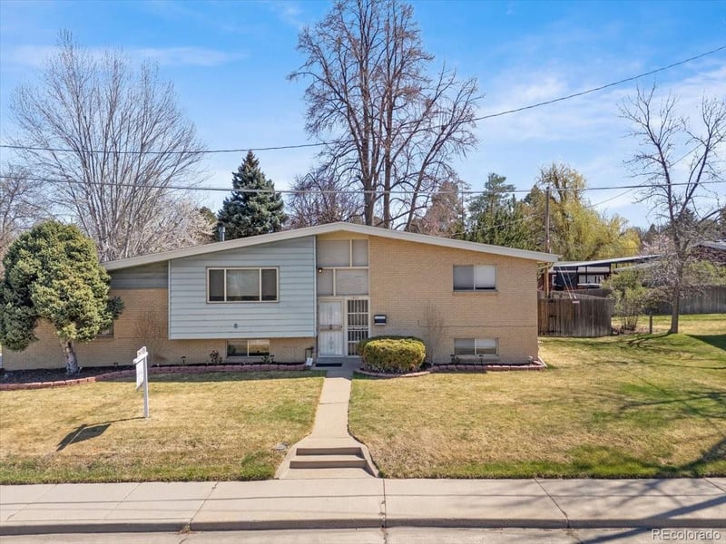 1800 Monaco Pw, Denver, CO 80224