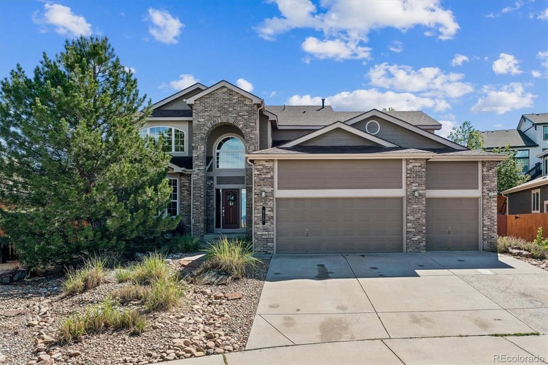 915 Tarpan Pl, Castle Rock, CO 80104