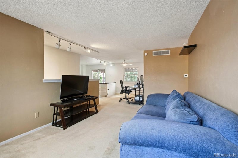 2454 Tulip St, Longmont, CO 80501