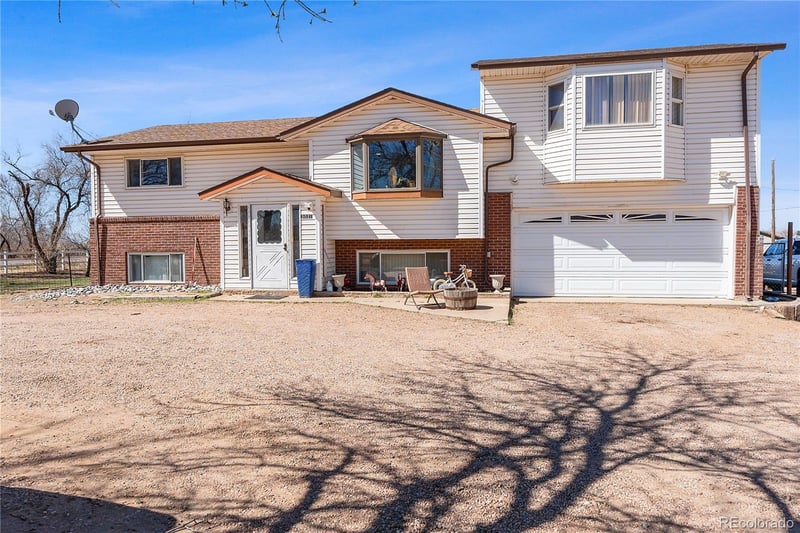 3021 Vantage Dr, Hudson, CO 80642