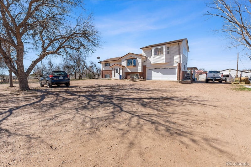 3021 Vantage Dr, Hudson, CO 80642