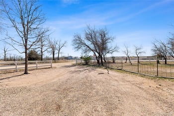 3021 Vantage Dr, Hudson, CO 80642