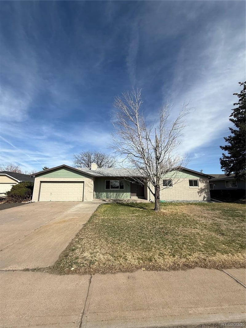 1654 Longbranch St, Strasburg, CO 80136