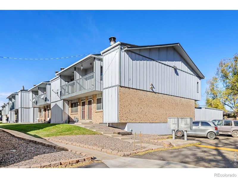 548 Vance St, Lakewood, CO 80226