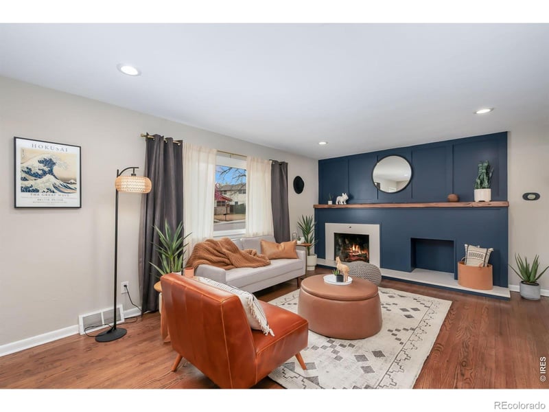 537 Crestmore Pl, Fort Collins, CO 80521