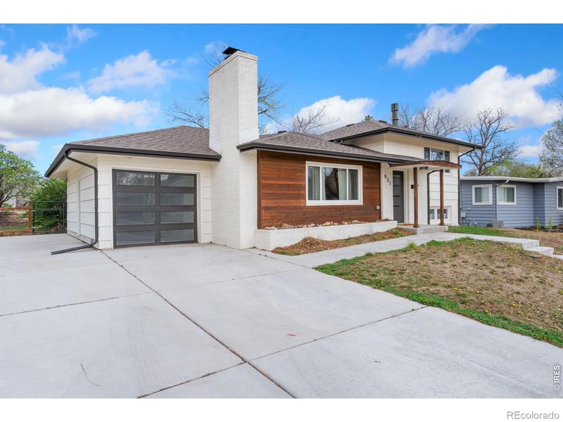 537 Crestmore Pl, Fort Collins, CO 80521