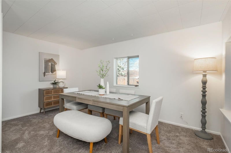7220 Avrum Dr, Denver, CO 80221