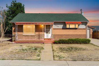 7220 Avrum Dr, Denver, CO 80221