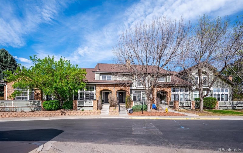 5221 Greens Cir, Littleton, CO 80123