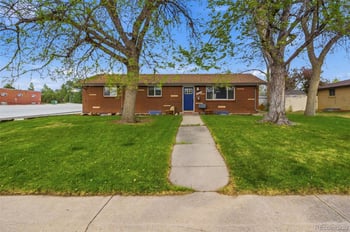 6130 Pennsylvania St, Centennial, CO 80121