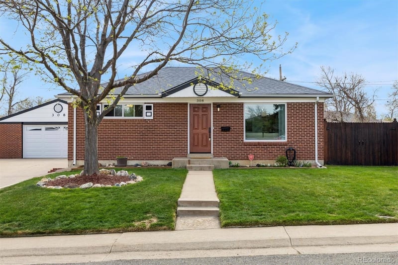 308 109th Pl, Northglenn, CO 80233