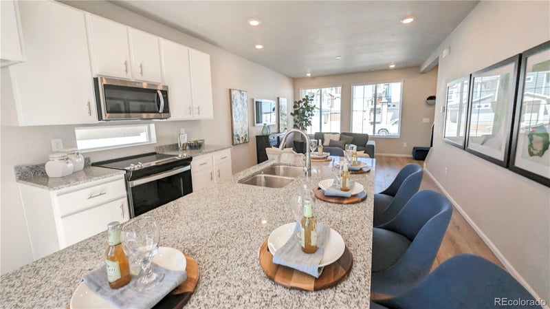 3421 Pearwood Dr, Johnstown, CO 80534