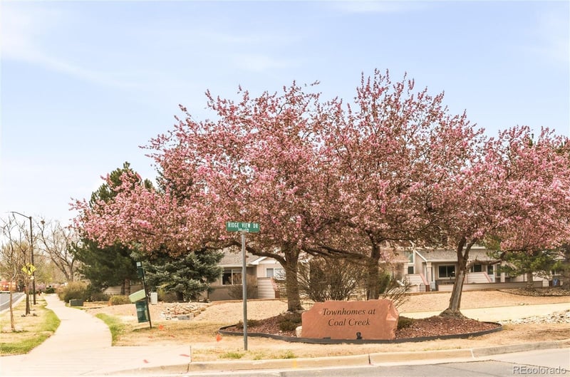 563 Ridgeview Dr, Louisville, CO 80027