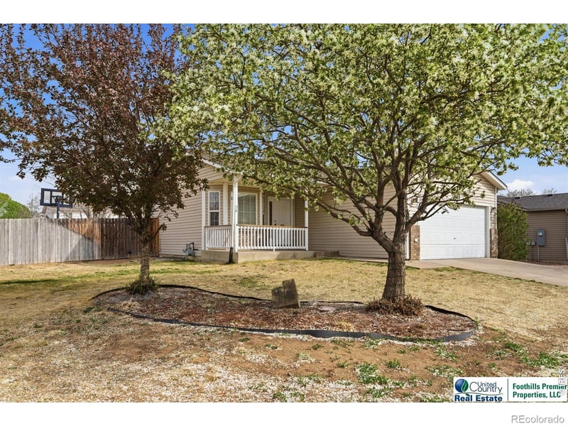 3005 Swan Point Ct, Evans, CO 80620