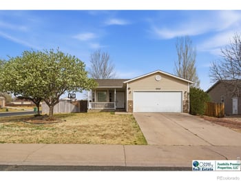 3005 Swan Point Ct, Evans, CO 80620