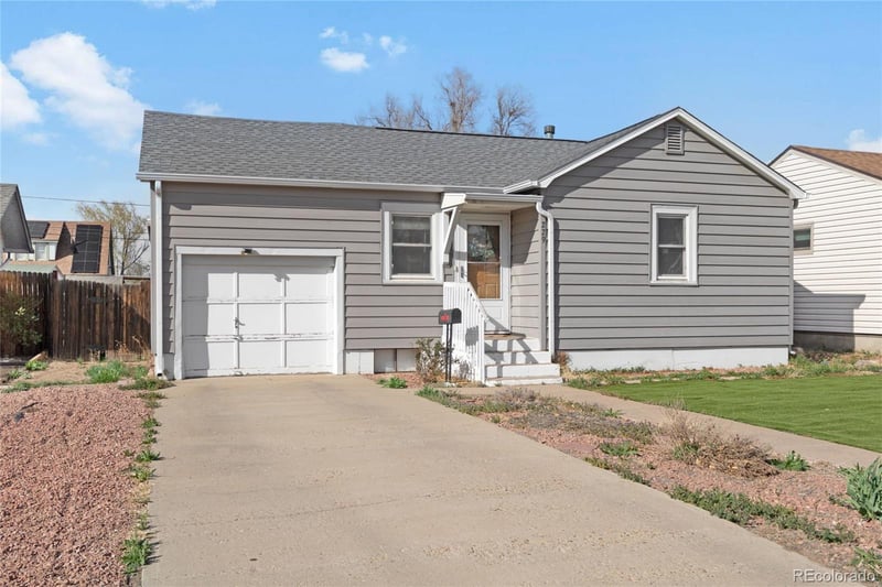 229 4th St, Fort Lupton, CO 80621