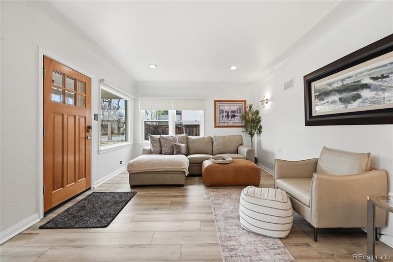 2010 S Saint Paul St, Denver, CO 80210
