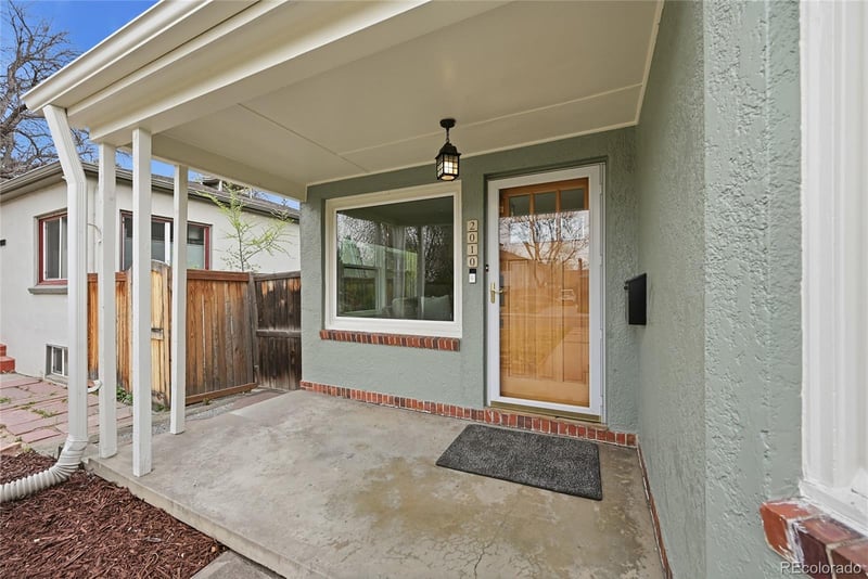 2010 S Saint Paul St, Denver, CO 80210