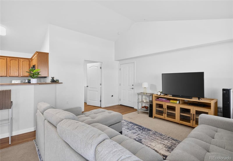 560 River View Dr #706, New Castle, CO 81647