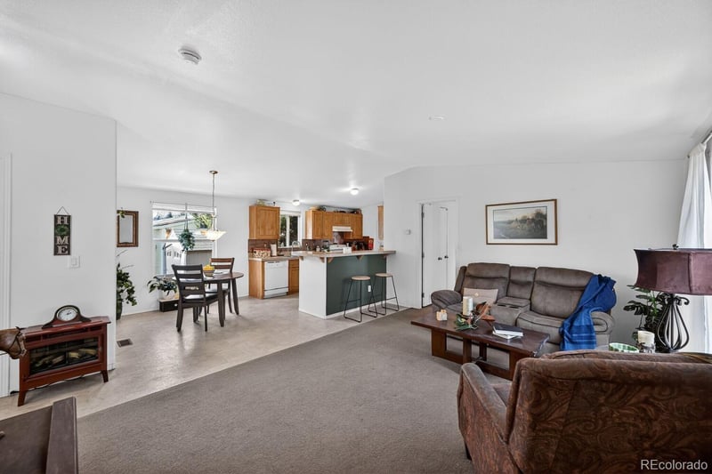 1801 92nd Ave, Denver, CO 80260