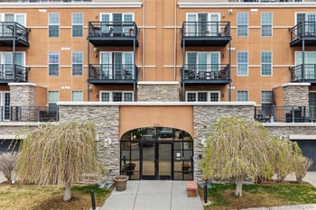 640 11th St #203, Golden, CO 80401