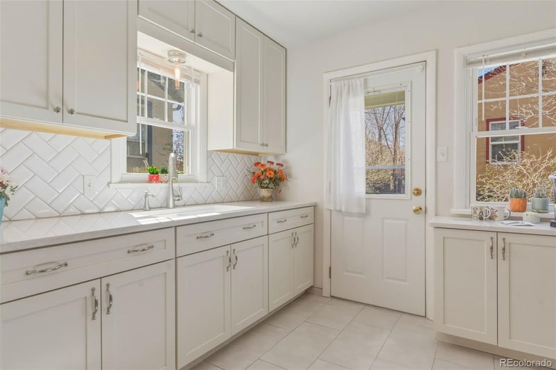 1425 Kiowa St, Colorado Springs, CO 80909