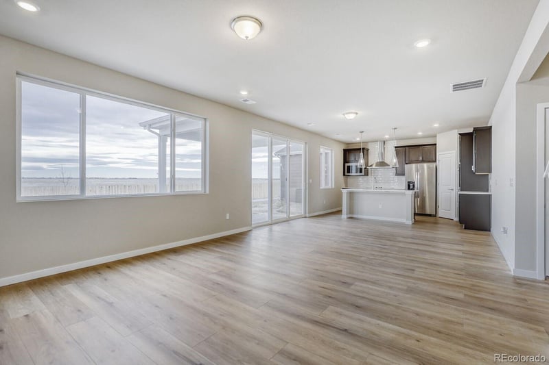 55025 28th Pl, Strasburg, CO 80136