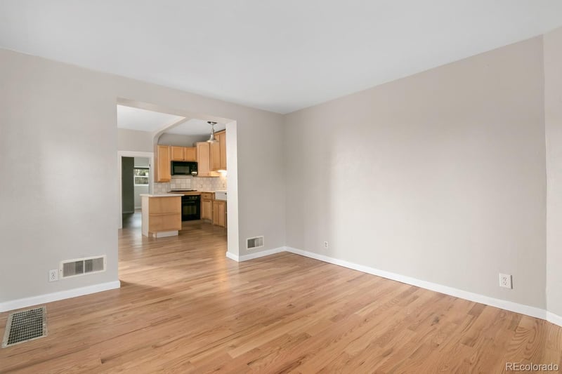 541-543 Logan St, Denver, CO 80203