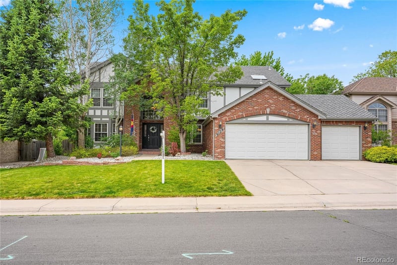 6129 S Moline Way, Englewood, CO 80111