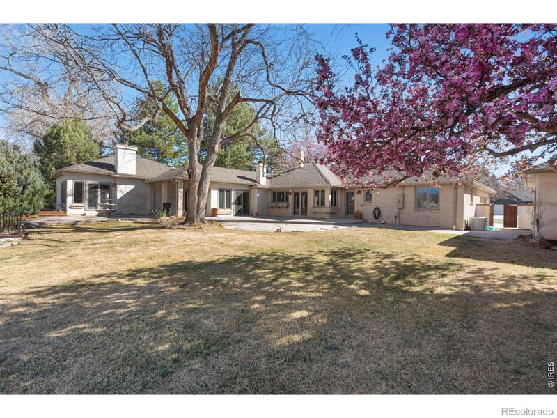 2401 Brookwood Dr, Fort Collins, CO 80525