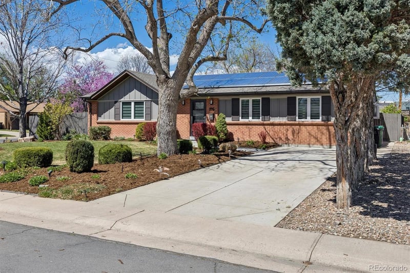 895 S Glencoe St, Denver, CO 80246