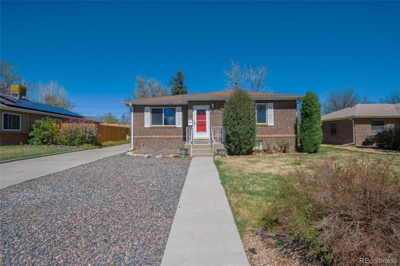 8165 17th Ave, Lakewood, CO 80214
