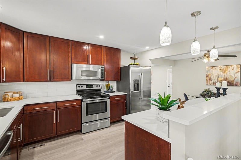 811 Altair Dr, Littleton, CO 80124