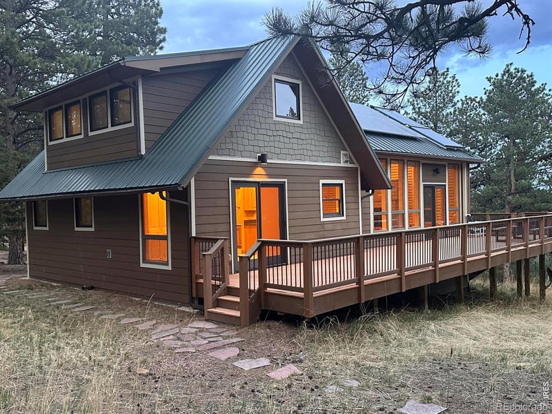 195 Rockledge Cir, Lyons, CO 80540
