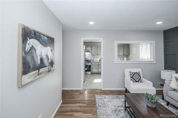 842 Worchester St, Aurora, CO 80012