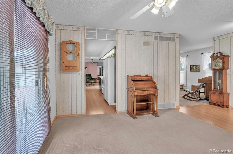 4 Douglas Dr, Broomfield, CO 80020