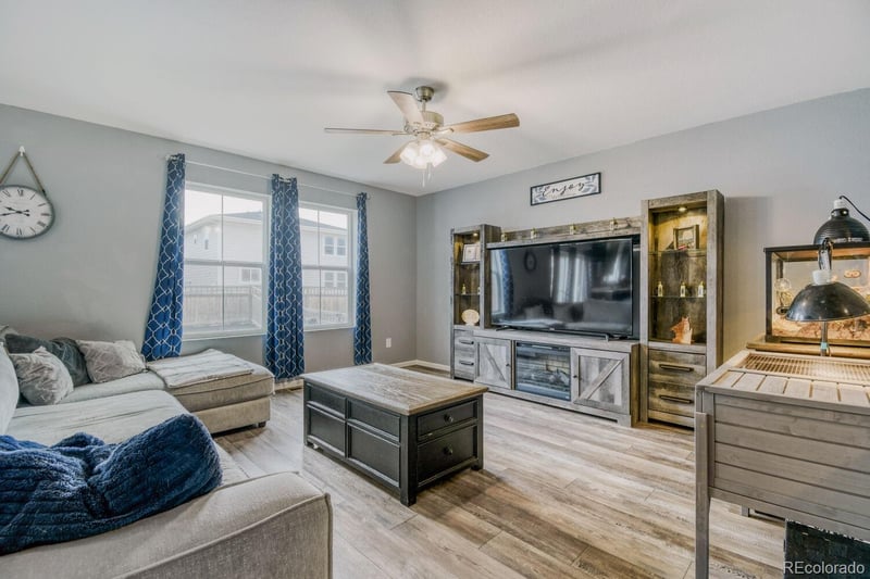 6096 Nepal St, Aurora, CO 80019